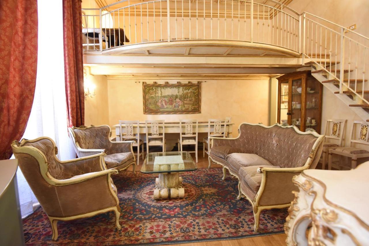Italian Experience-Suite Medici Loft 8 ฟลอเรนซ์ ภายนอก รูปภาพ