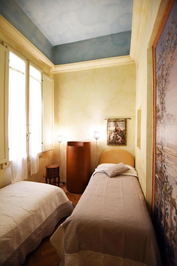 Italian Experience-Suite Medici Loft 8 ฟลอเรนซ์ ภายนอก รูปภาพ