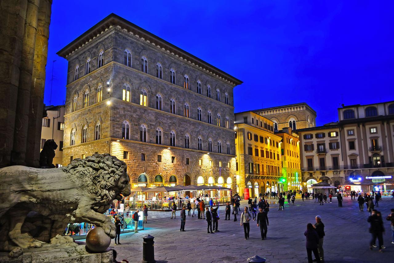 Italian Experience-Suite Medici Loft 8 ฟลอเรนซ์ ภายนอก รูปภาพ